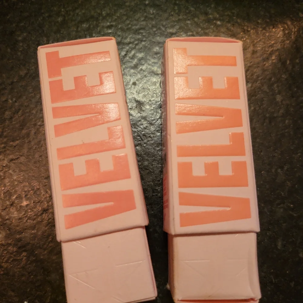 LOT OF TWO Nudist Colony & Celebrity Skin Jeffree Star Velvet Trap Lipstick NEW